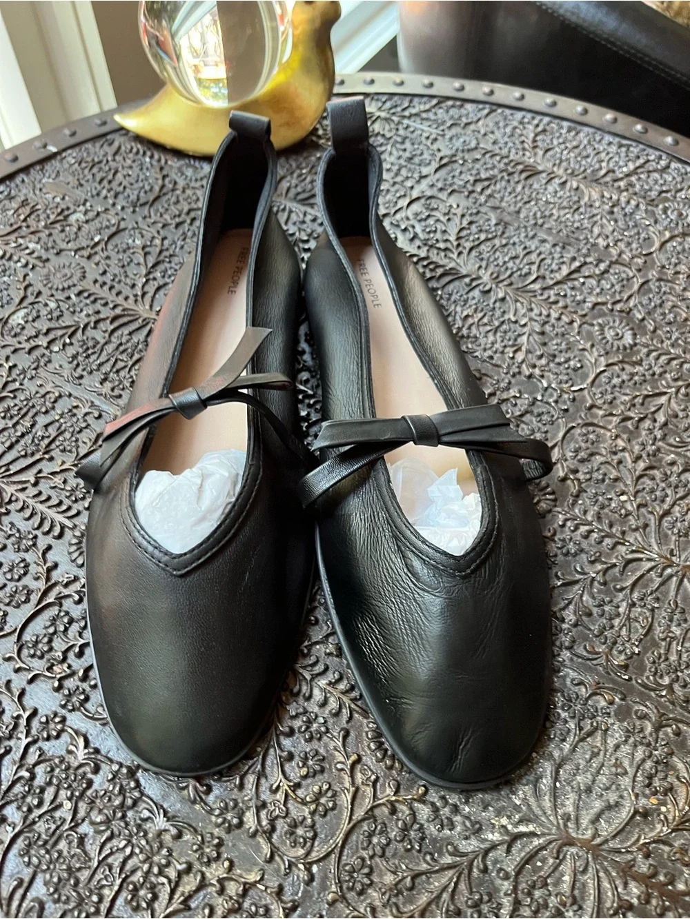 FREE PEOPLE MANIA BOW FLATS IN BLACK 11